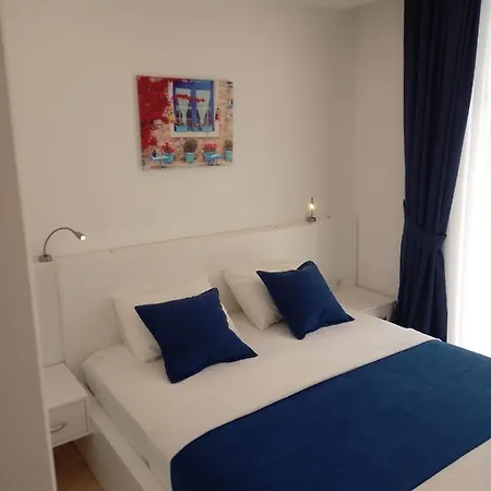 Appartamento Stone House Aparts 1 1 Mit Poolterrasse Kalkan No 1 Kaş